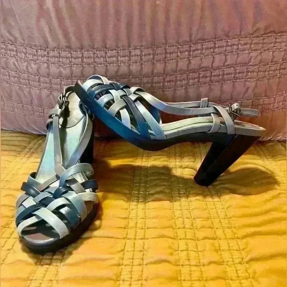 Cole Haan Nike Air Chloe Sandals, Size 10.5 - Runs a little small, more like 10 - Picture 1 of 13